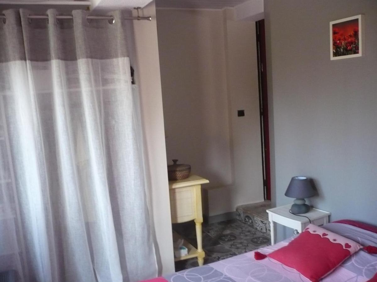 B&B Gilclau Saint-Martial-d'Artenset Exterior photo