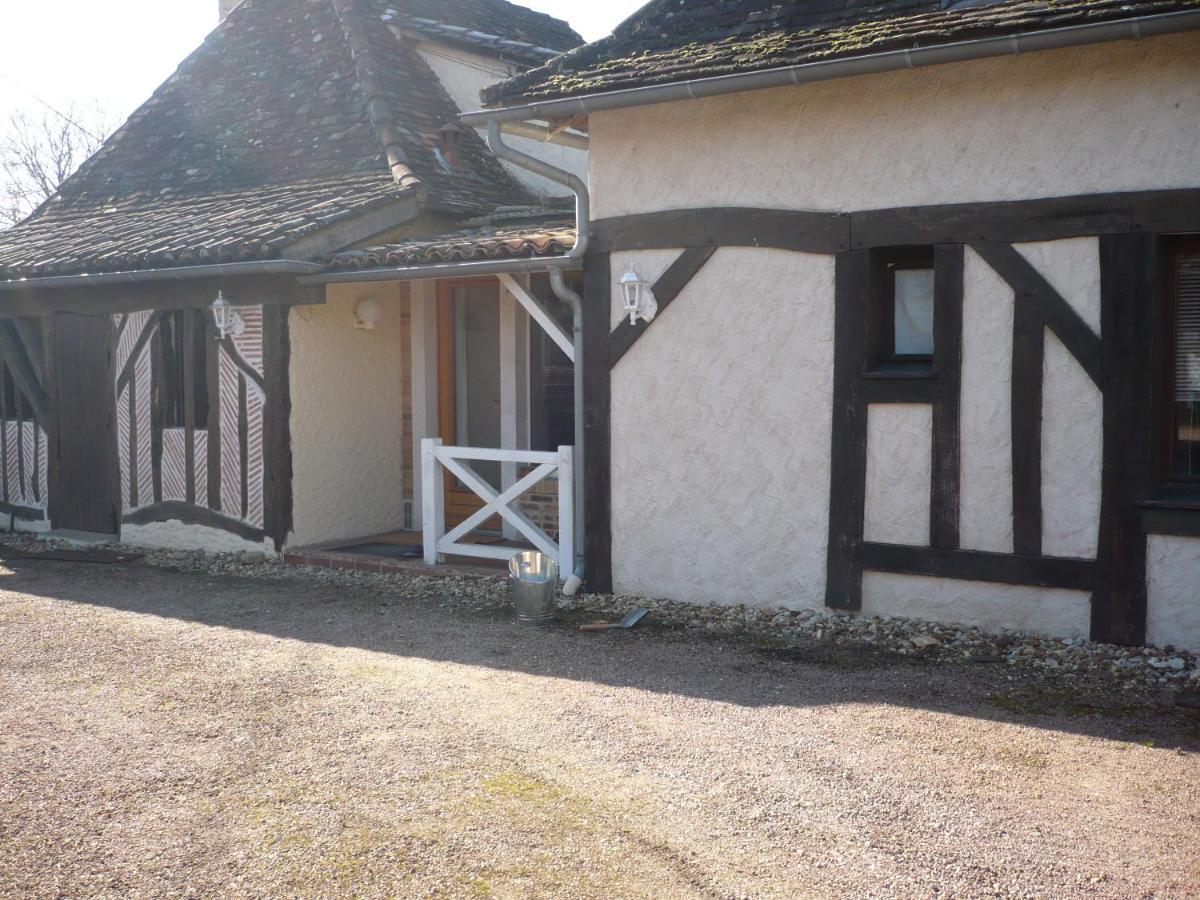 B&B Gilclau Saint-Martial-d'Artenset Exterior photo